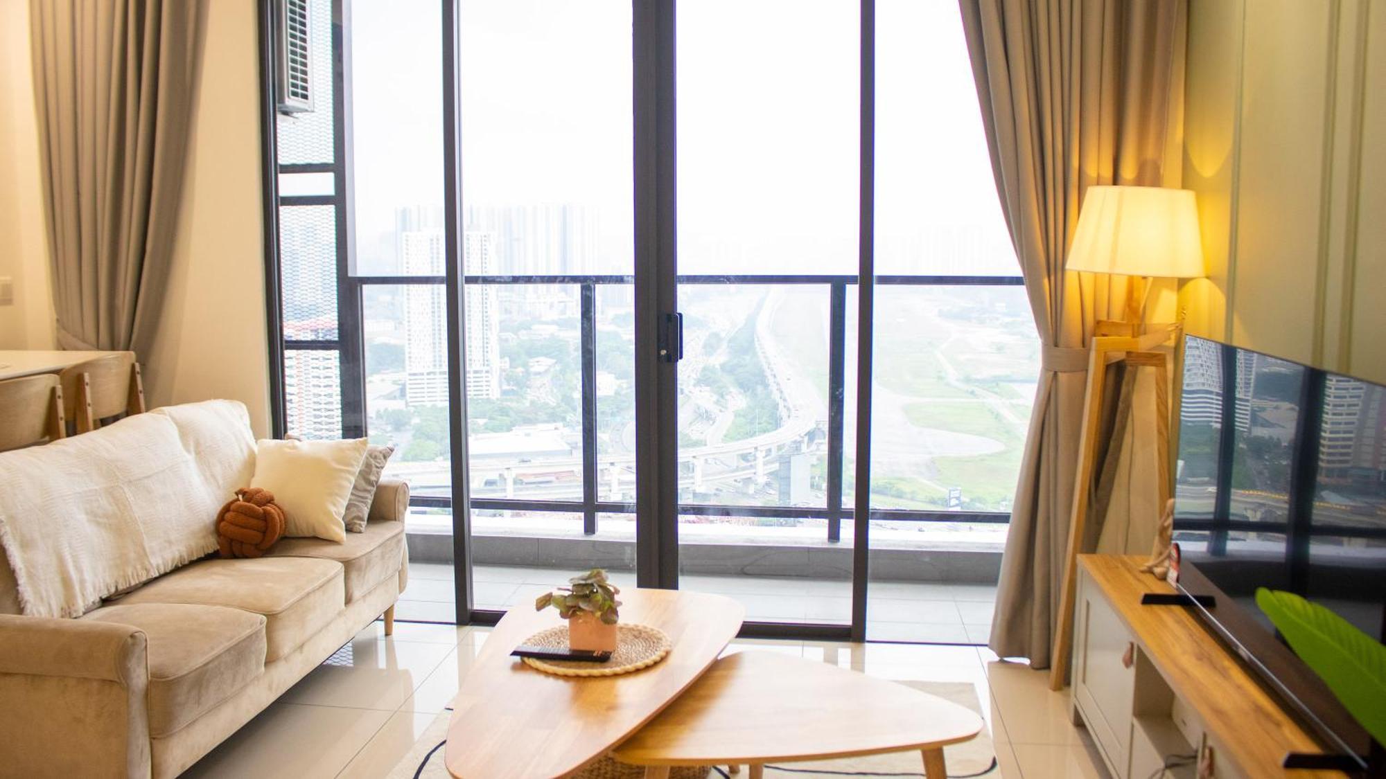Klcity & Klcc View Modern Style 2r2b - 6 Pax *