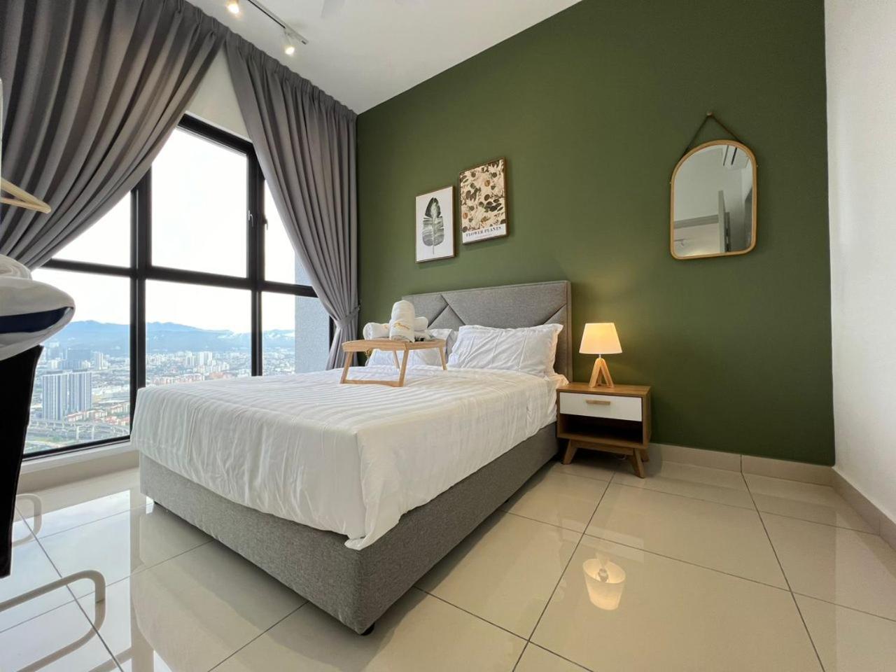 Klcity & Klcc View Modern Style 2r2b - 6 Pax Kuala Lumpur