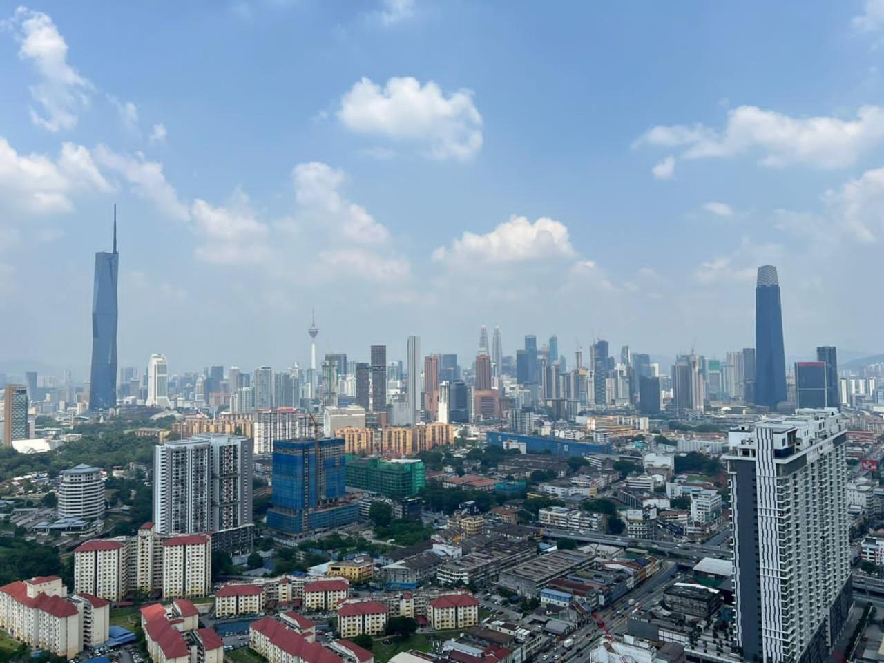 Apartment Klcity & Klcc View Modern Style 2r2b - 6 Pax