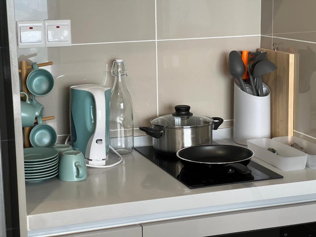 Klcity & Klcc View Modern Style 2r2b - 6 Pax Apartment
