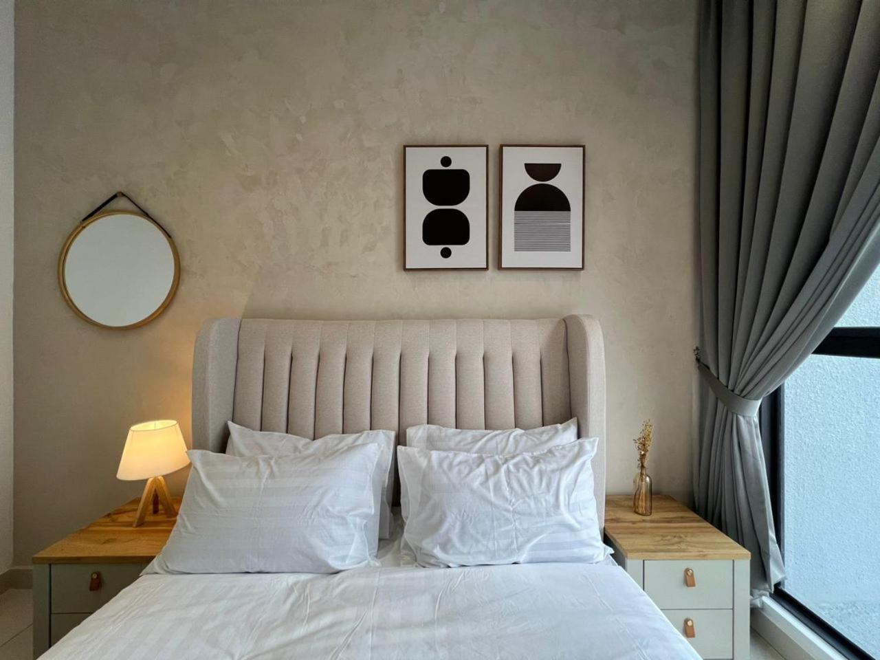 Klcity & Klcc View Modern Style 2r2b - 6 Pax Apartment Kuala Lumpur